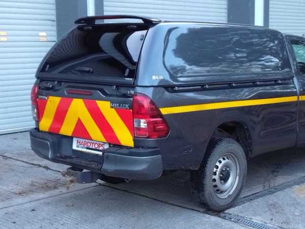 Toyota Hilux MK7  (16-20) SJS Solid Sided Hardtop Single Cab  With Central Locking