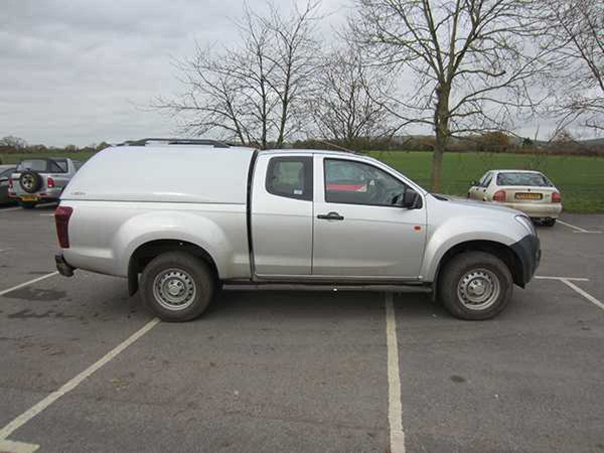 photo for Isuzu D-Max MK6 (2021-ON) SJS Solid Sided Hardtop King / Extra Cab - Central Locking Optional Extra
