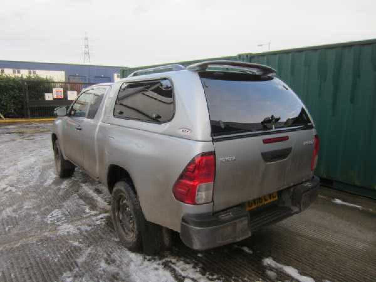 photo for Toyota Hilux SJS Side Opening Hardtop Extra Cab - Central Locking Optional Extra