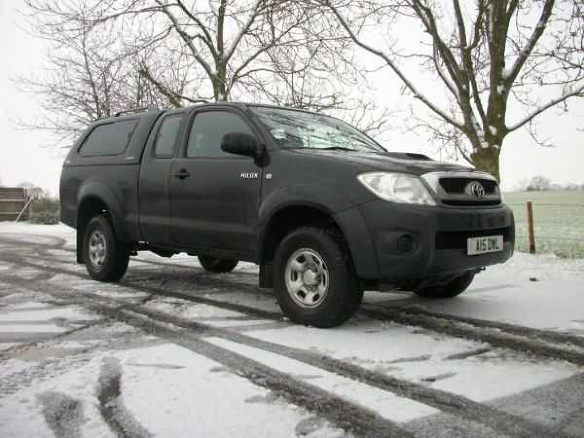 photo for Toyota Hilux SJS Hardtop Extra Cab - Central Locking Optional Extra