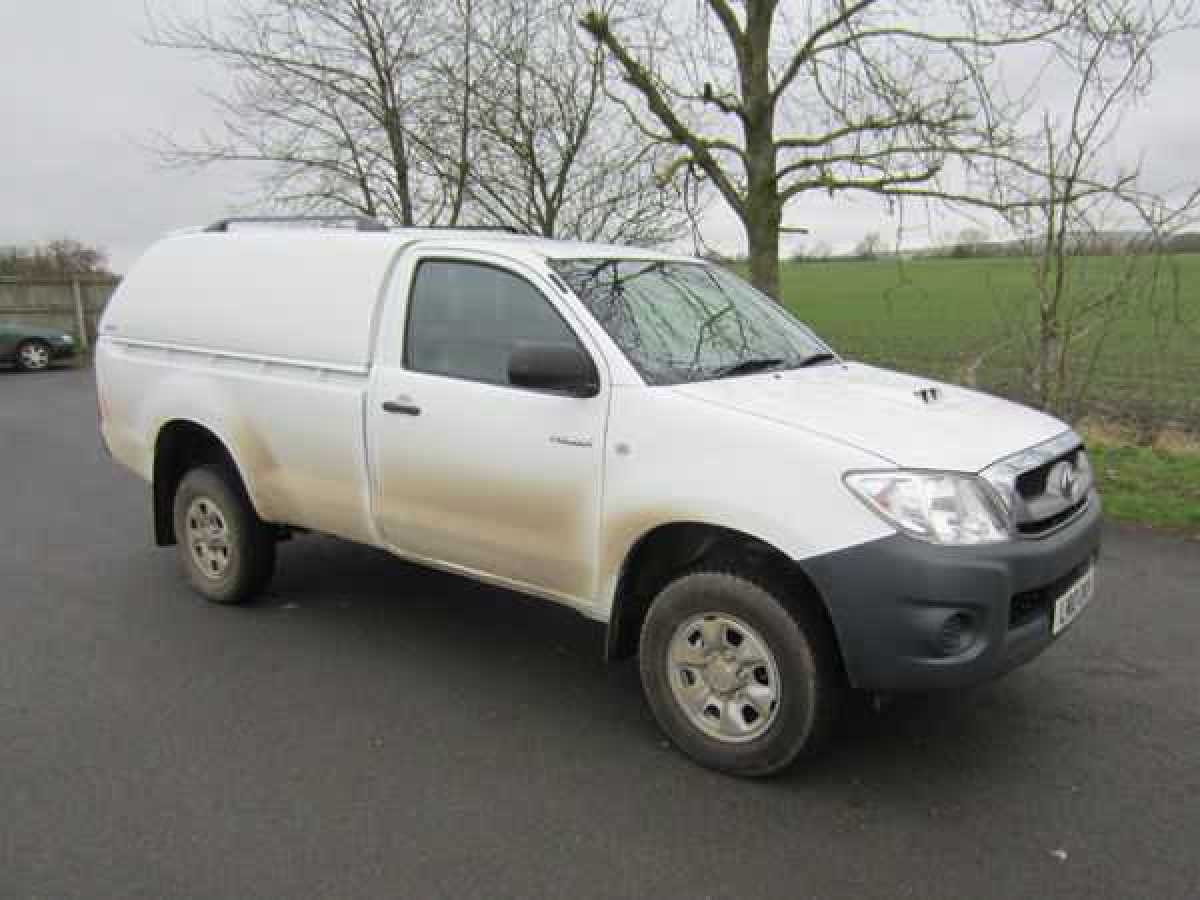 photo for Toyota Hilux SJS Solid Sided Canopy / Hardtop Single Cab